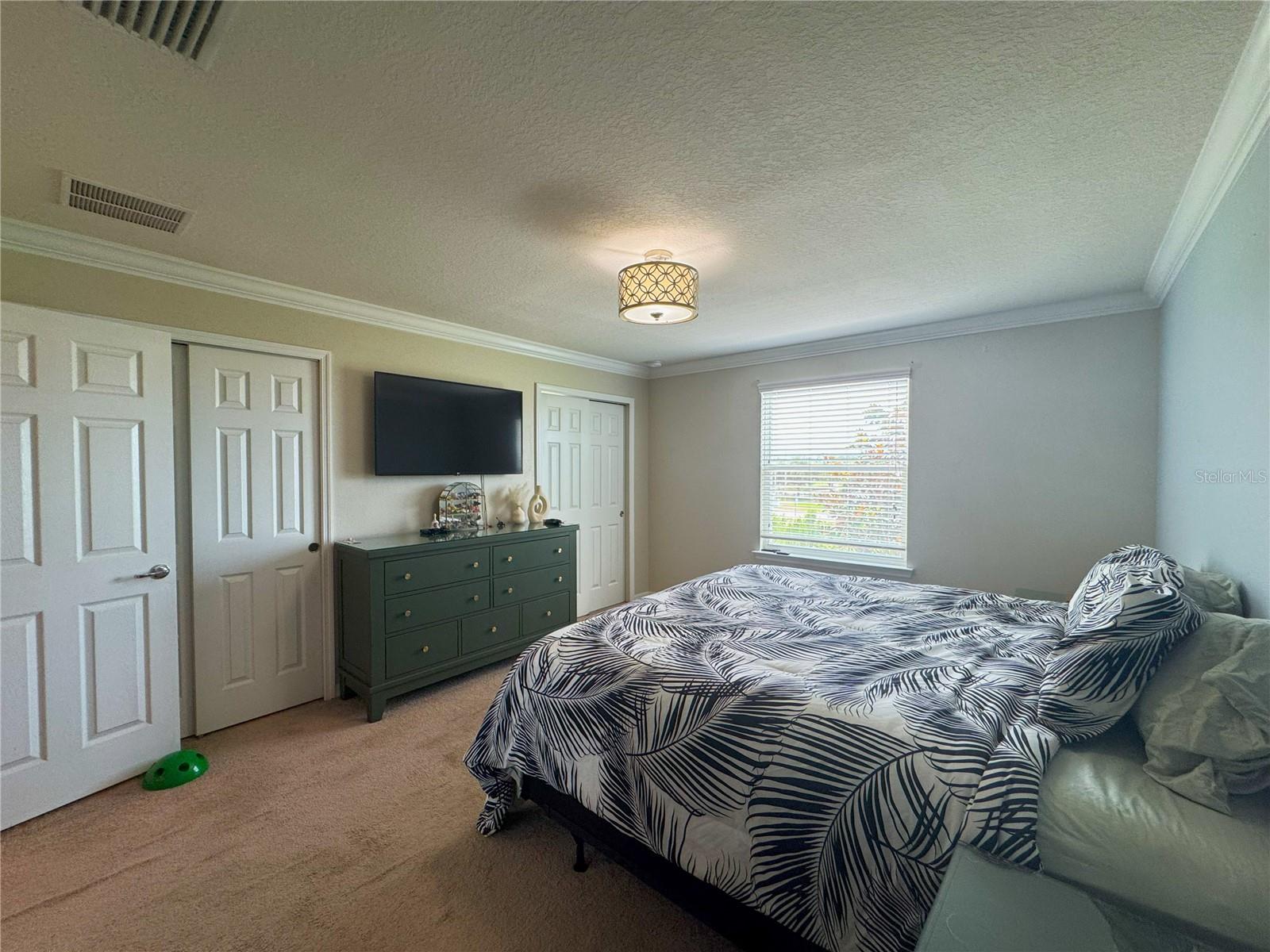9245 HILLCROFT DR — photo 11