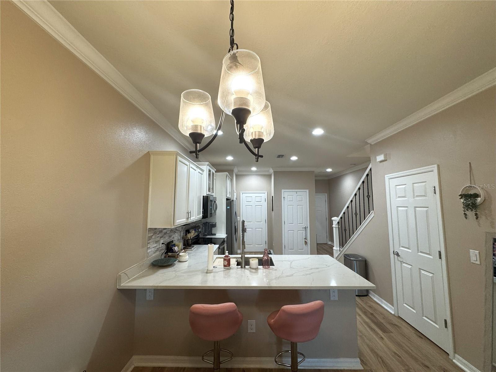 9245 HILLCROFT DR — photo 6