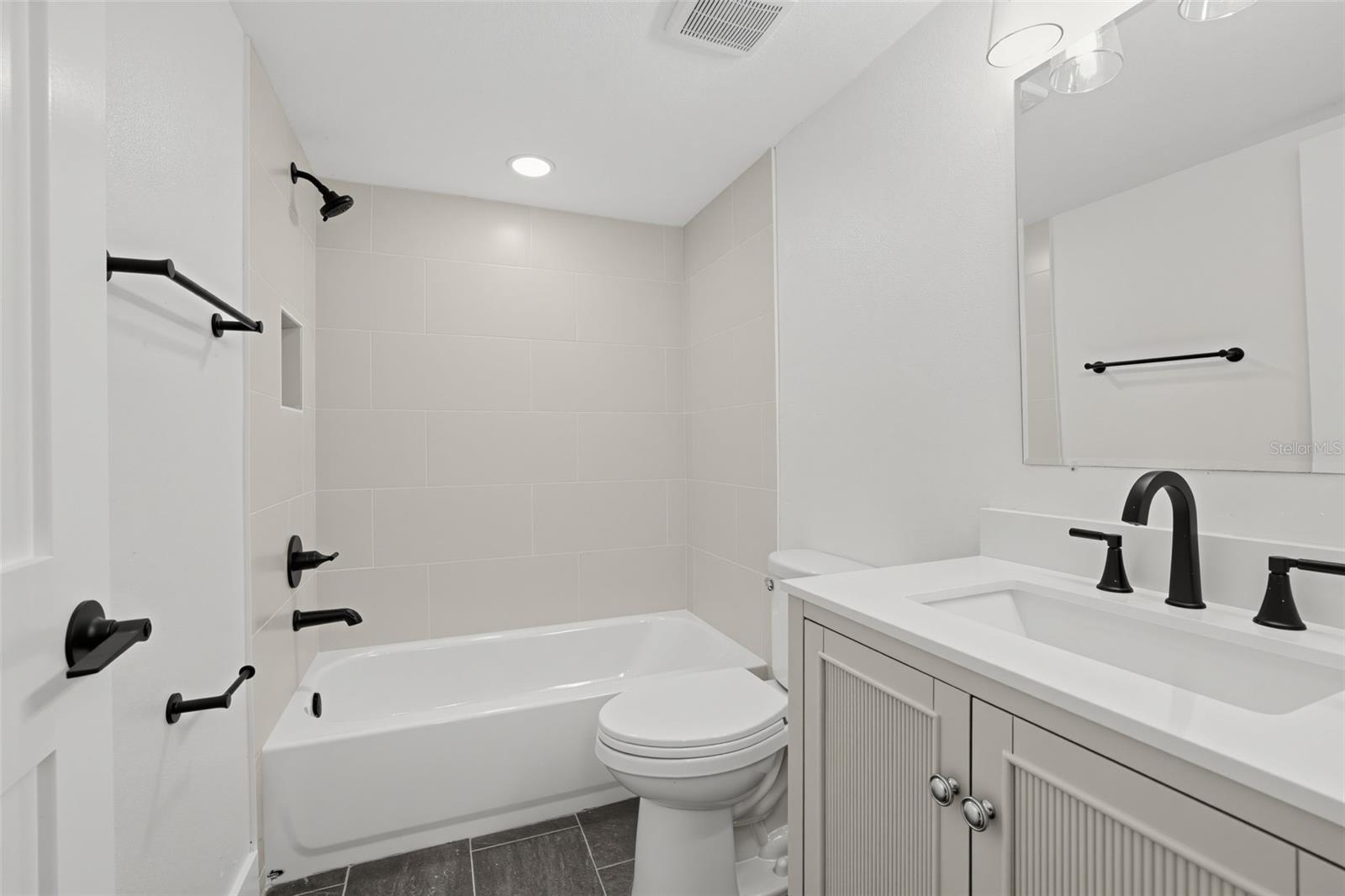 14462 REUTER STRASSE CIR #603 — photo 4