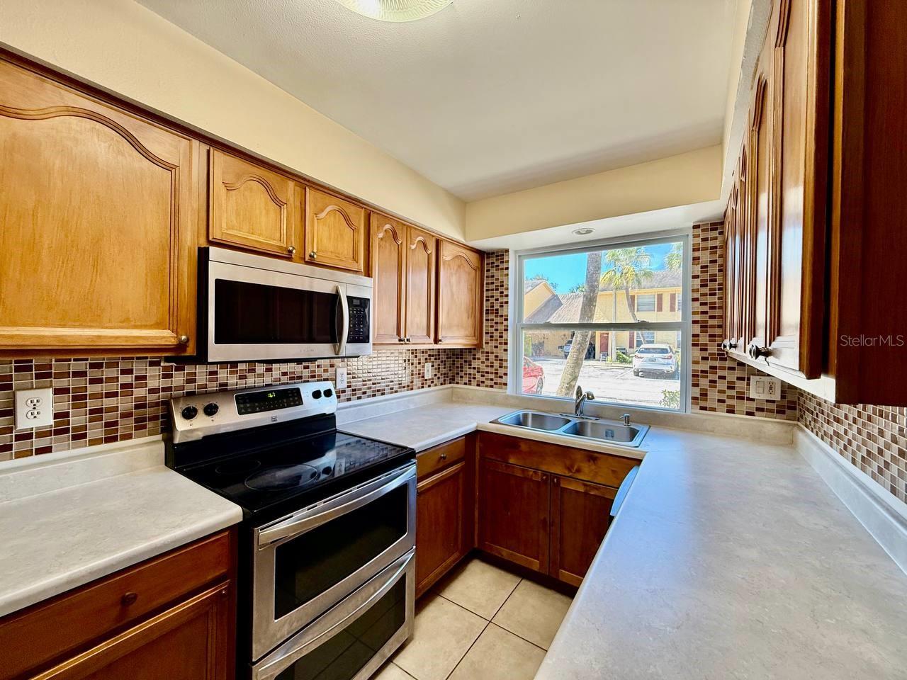 7509 FRAGANCIA CT #7509 — photo 8
