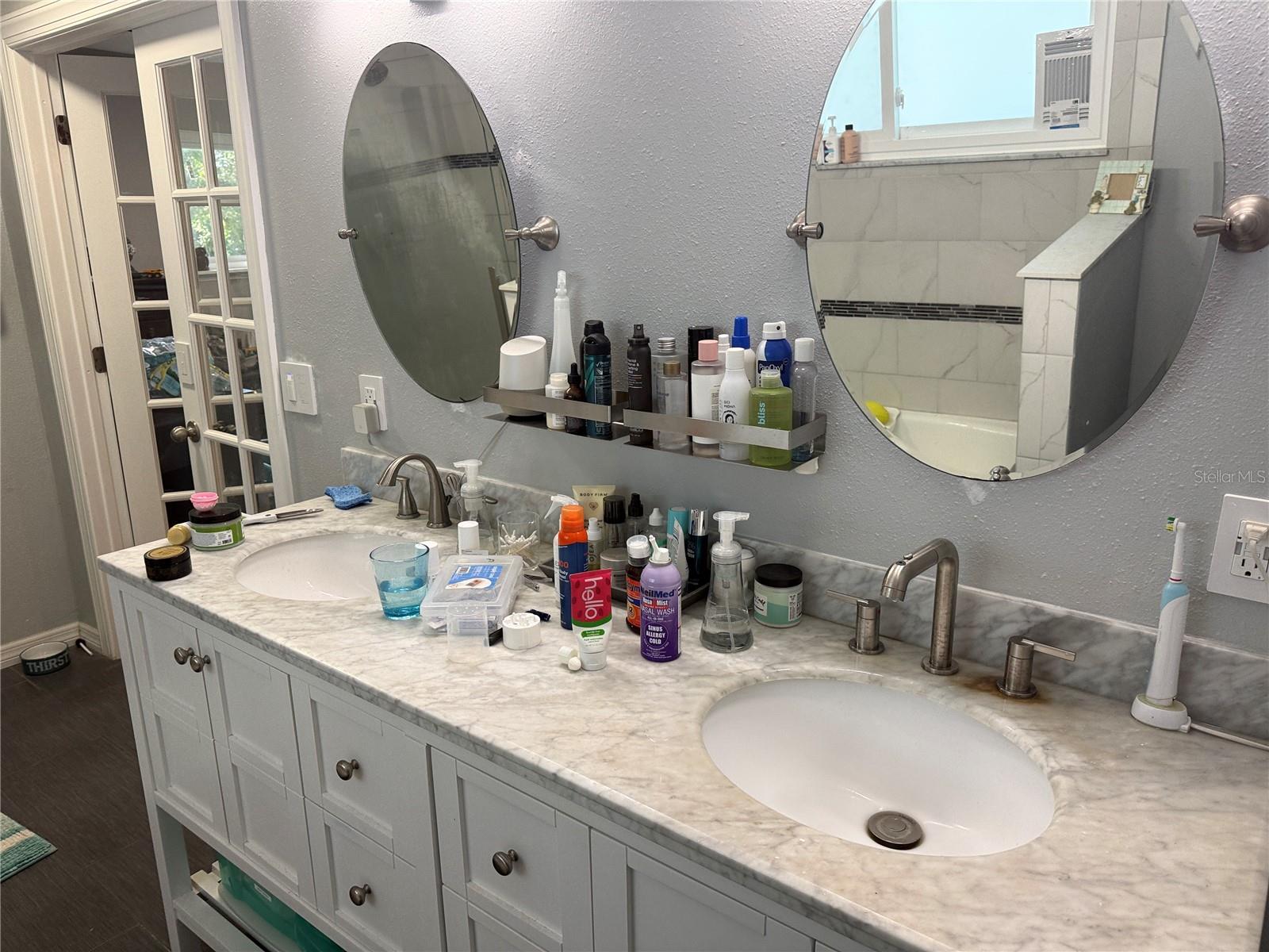 6210 S HIMES AVE — photo 59