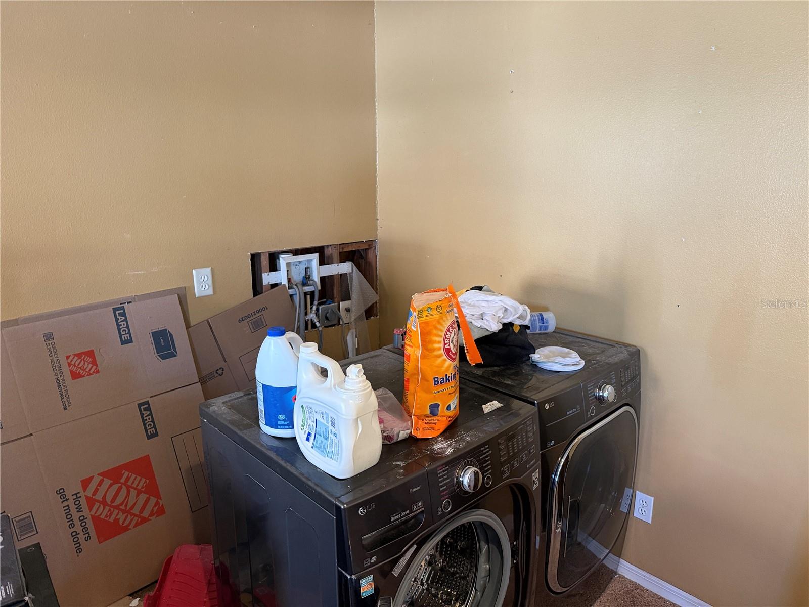 6210 S HIMES AVE — photo 44