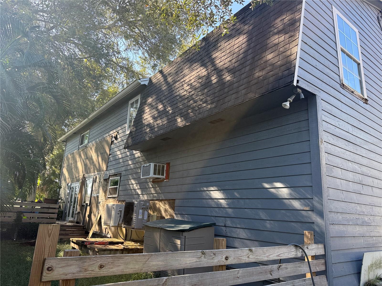 6210 S HIMES AVE — photo 78
