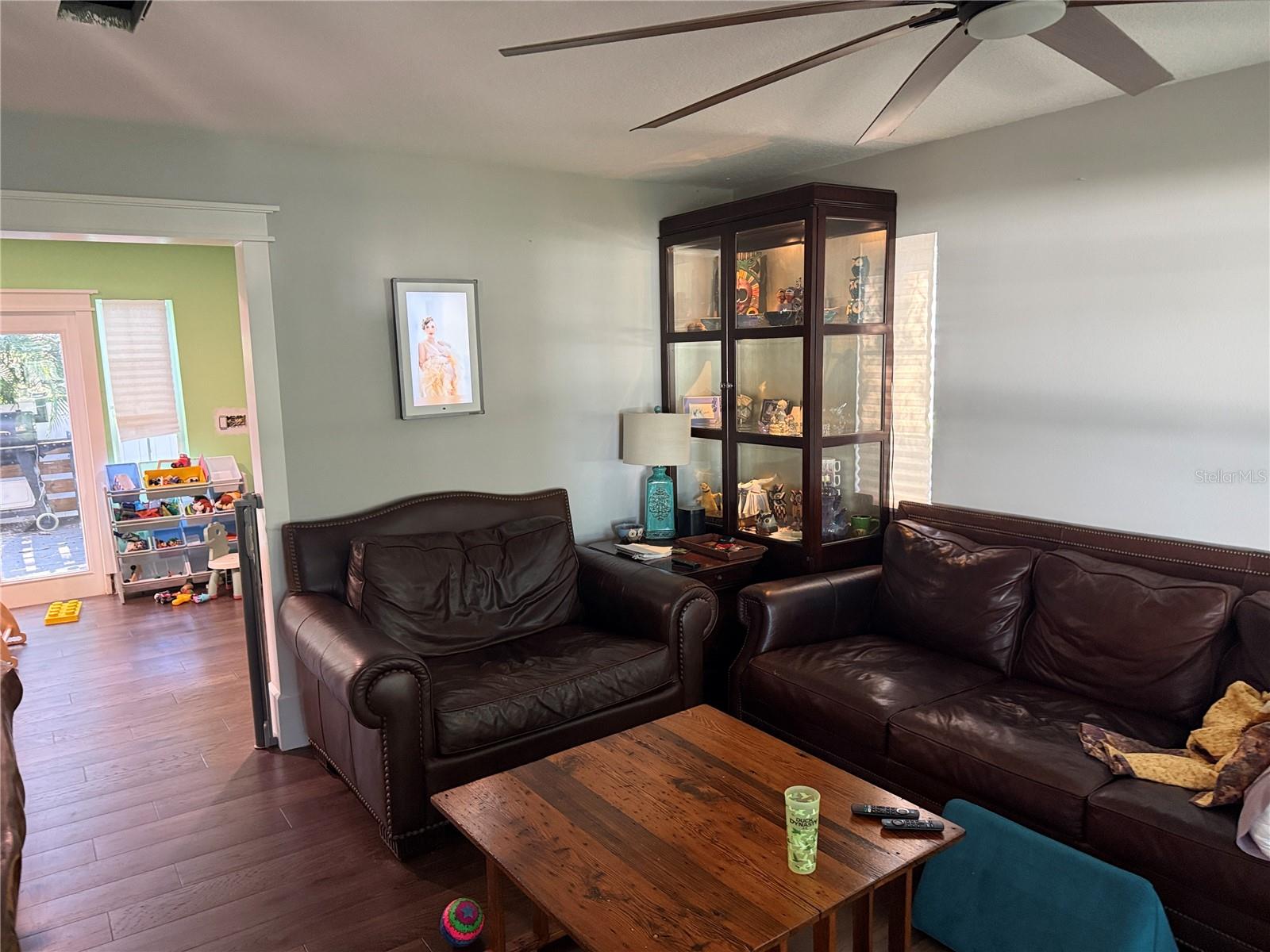 6210 S HIMES AVE — photo 31