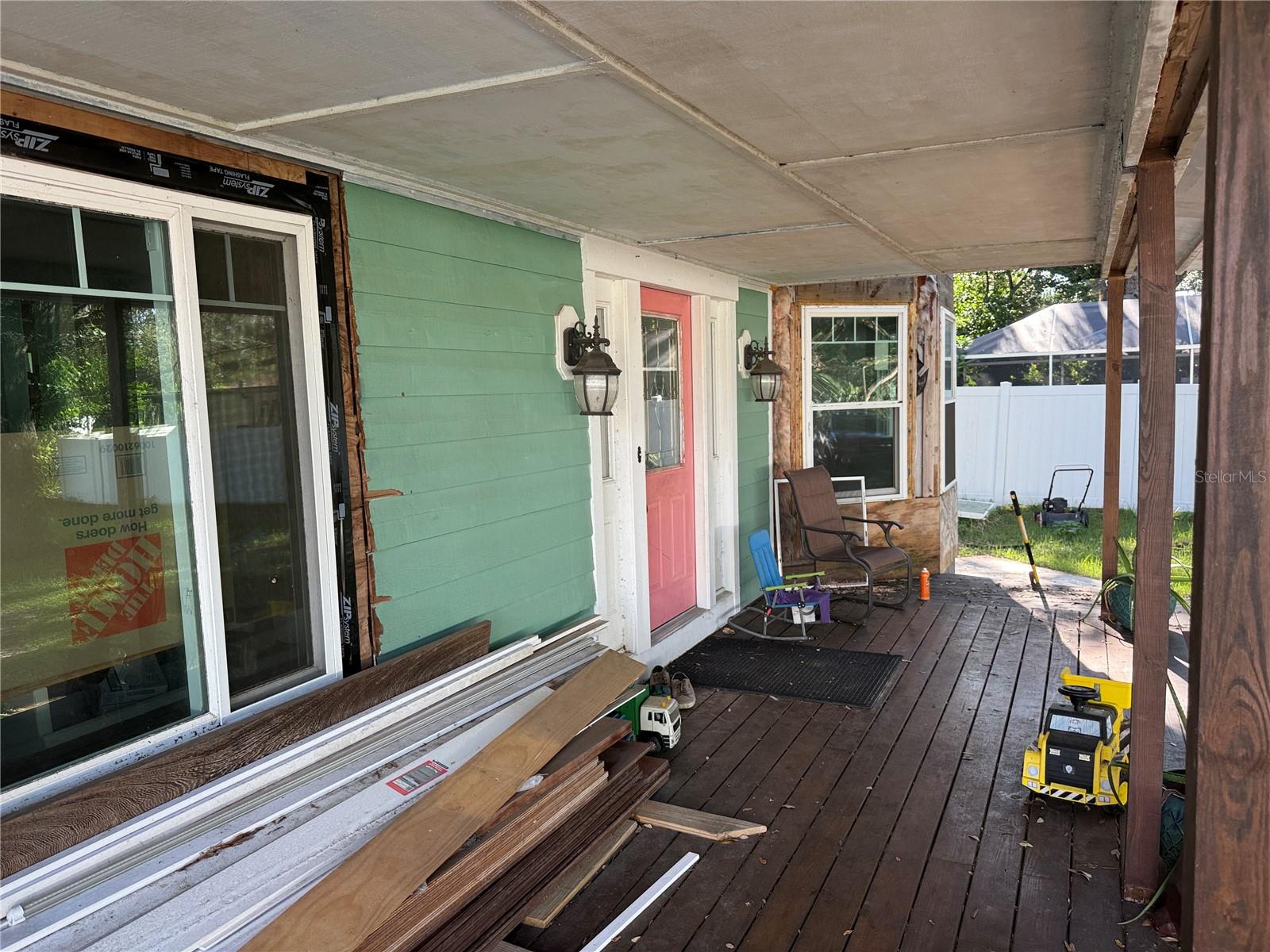 6210 S HIMES AVE — photo 77