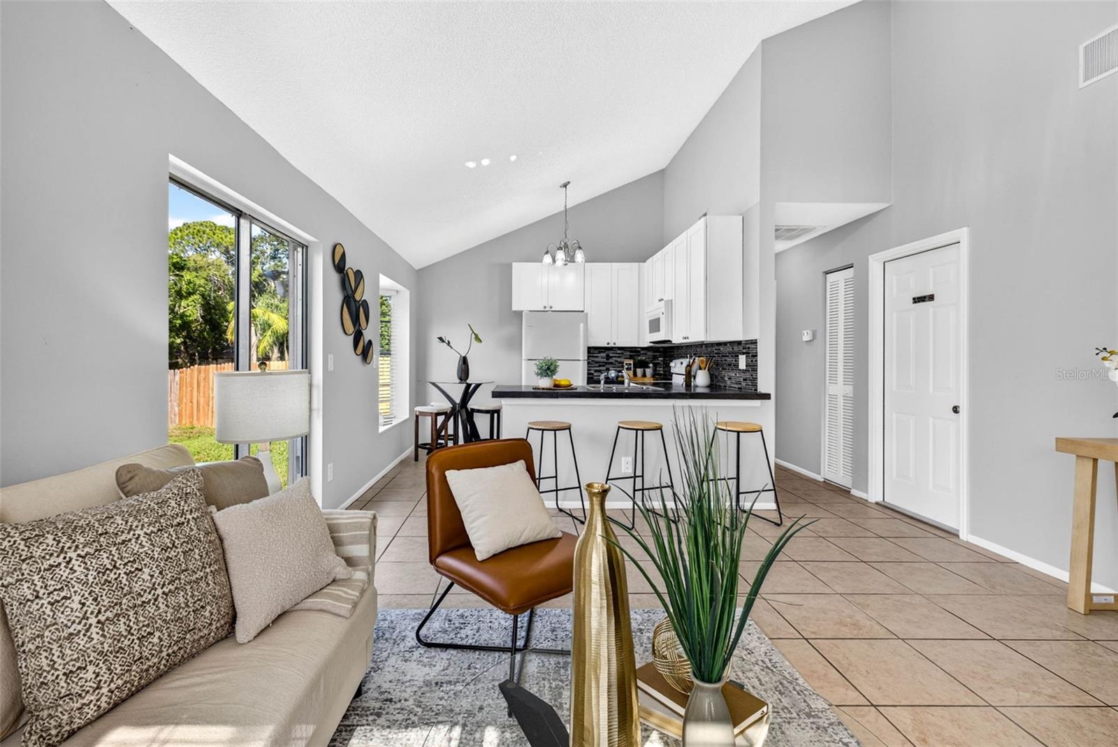 3610 SAMMY CT — photo 8