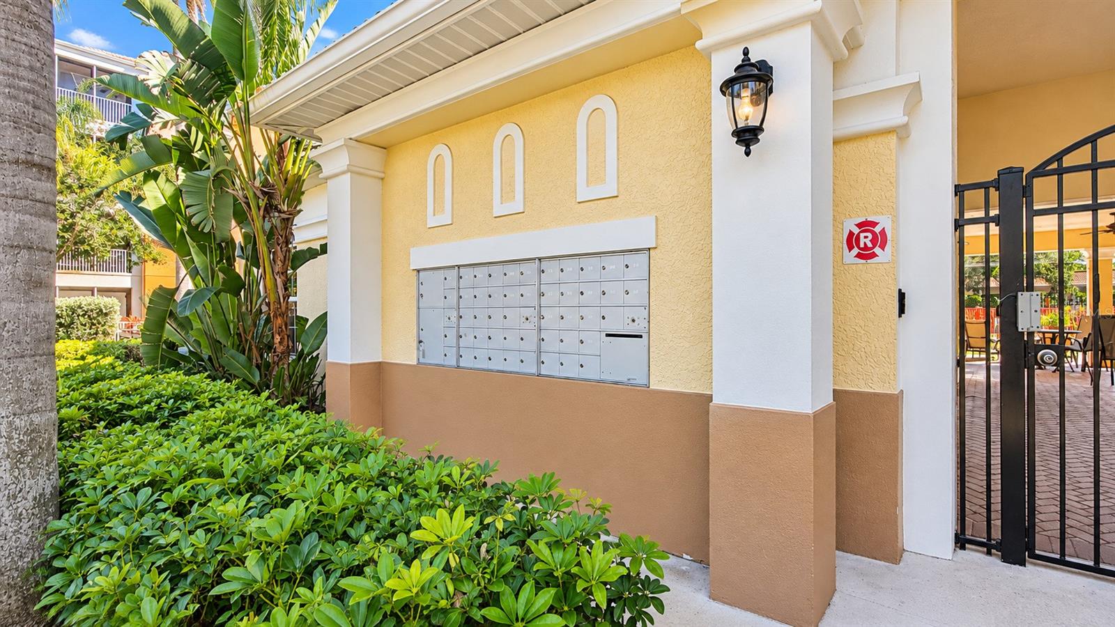 7903 SEMINOLE BLVD #2105 — photo 30