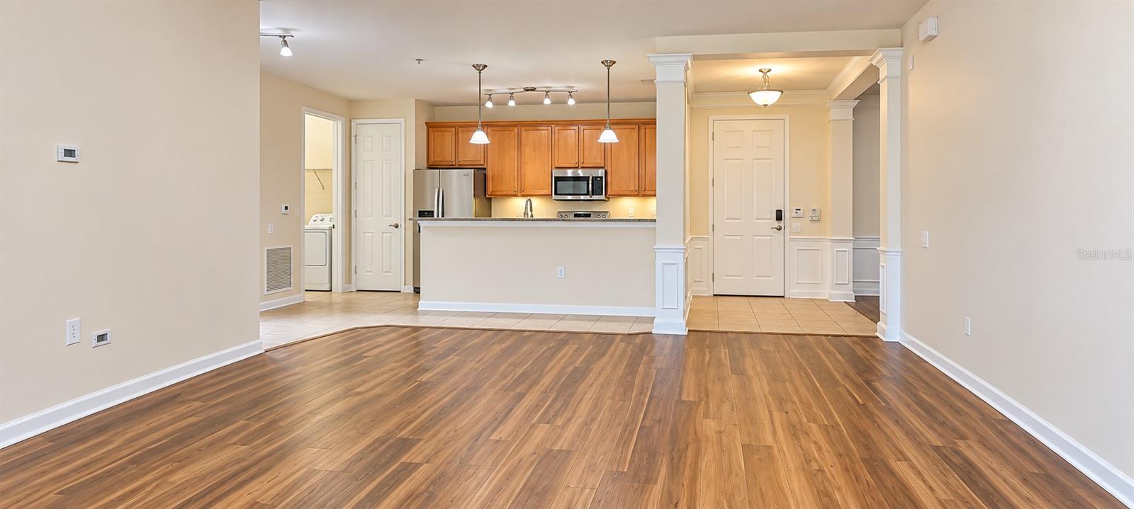7903 SEMINOLE BLVD #2105 — photo 8