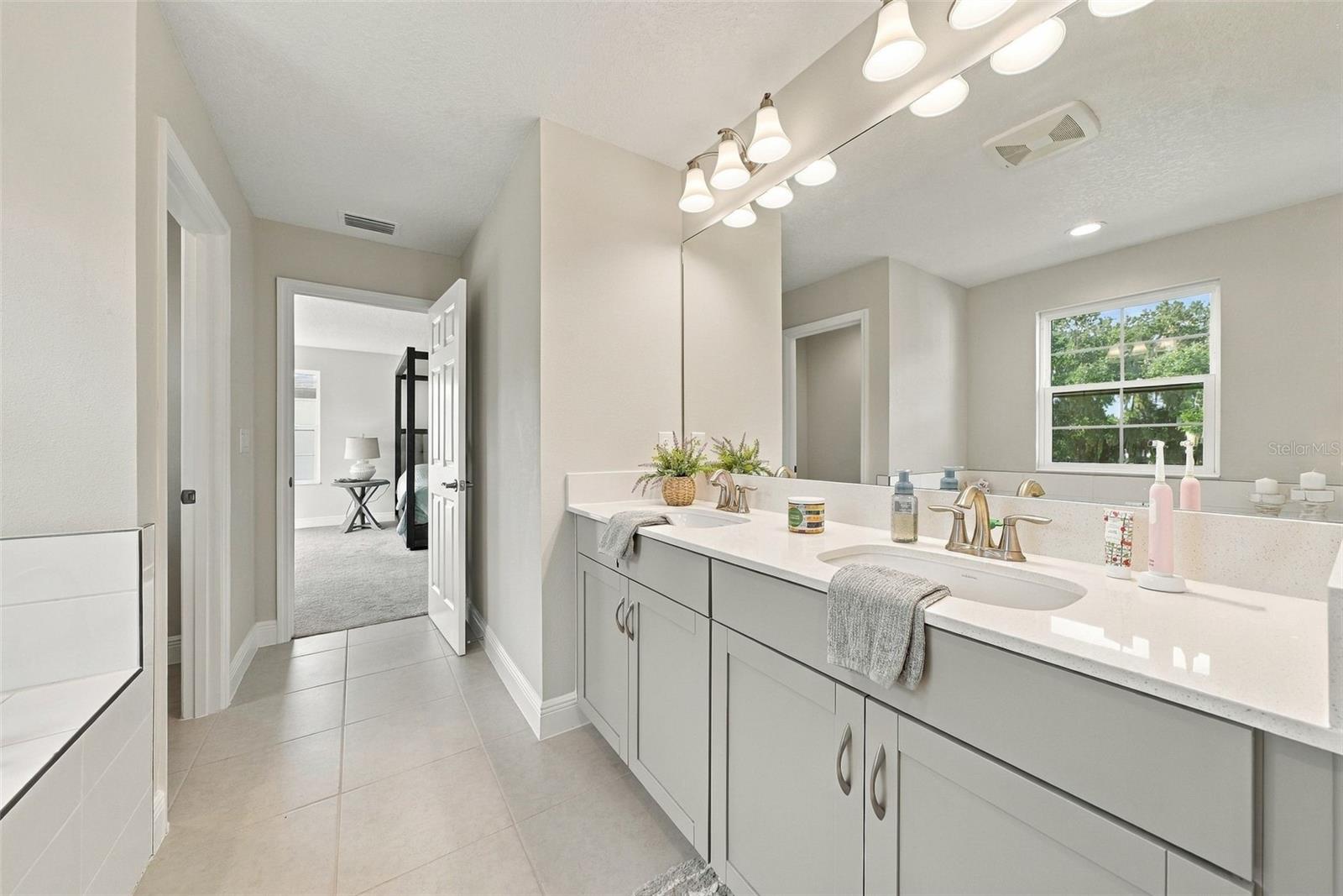 14733 GALLOP RUN DR — photo 16