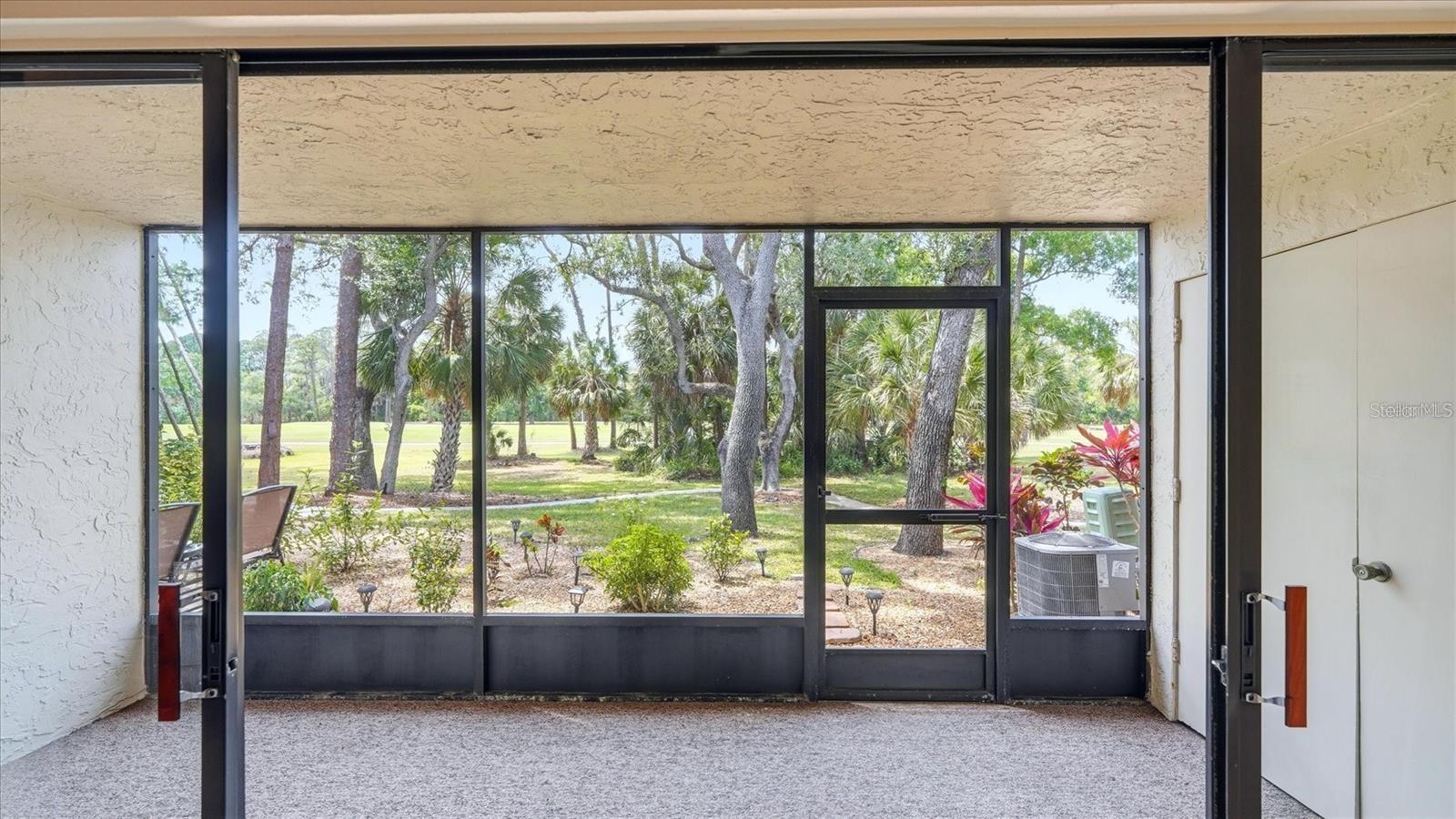 3025 QUAIL HOLW #3025 — photo 2