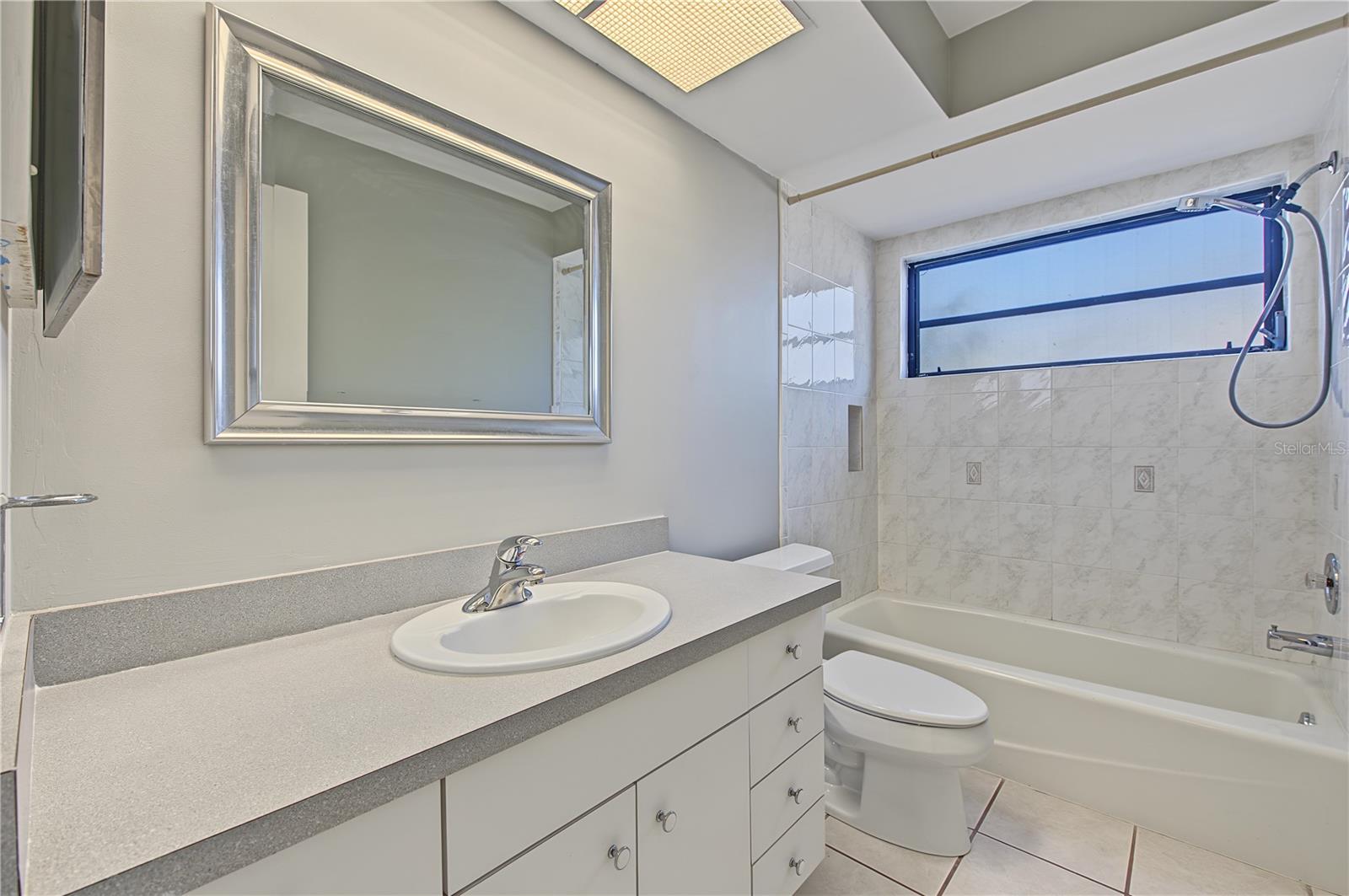 730 ROLLING HILLS DR — photo 28