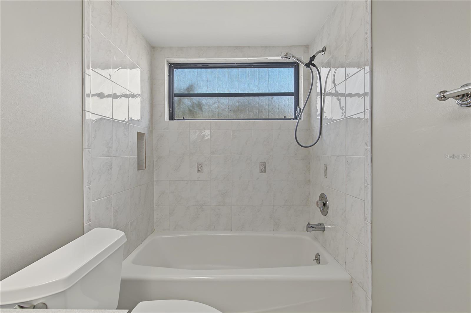 730 ROLLING HILLS DR — photo 29