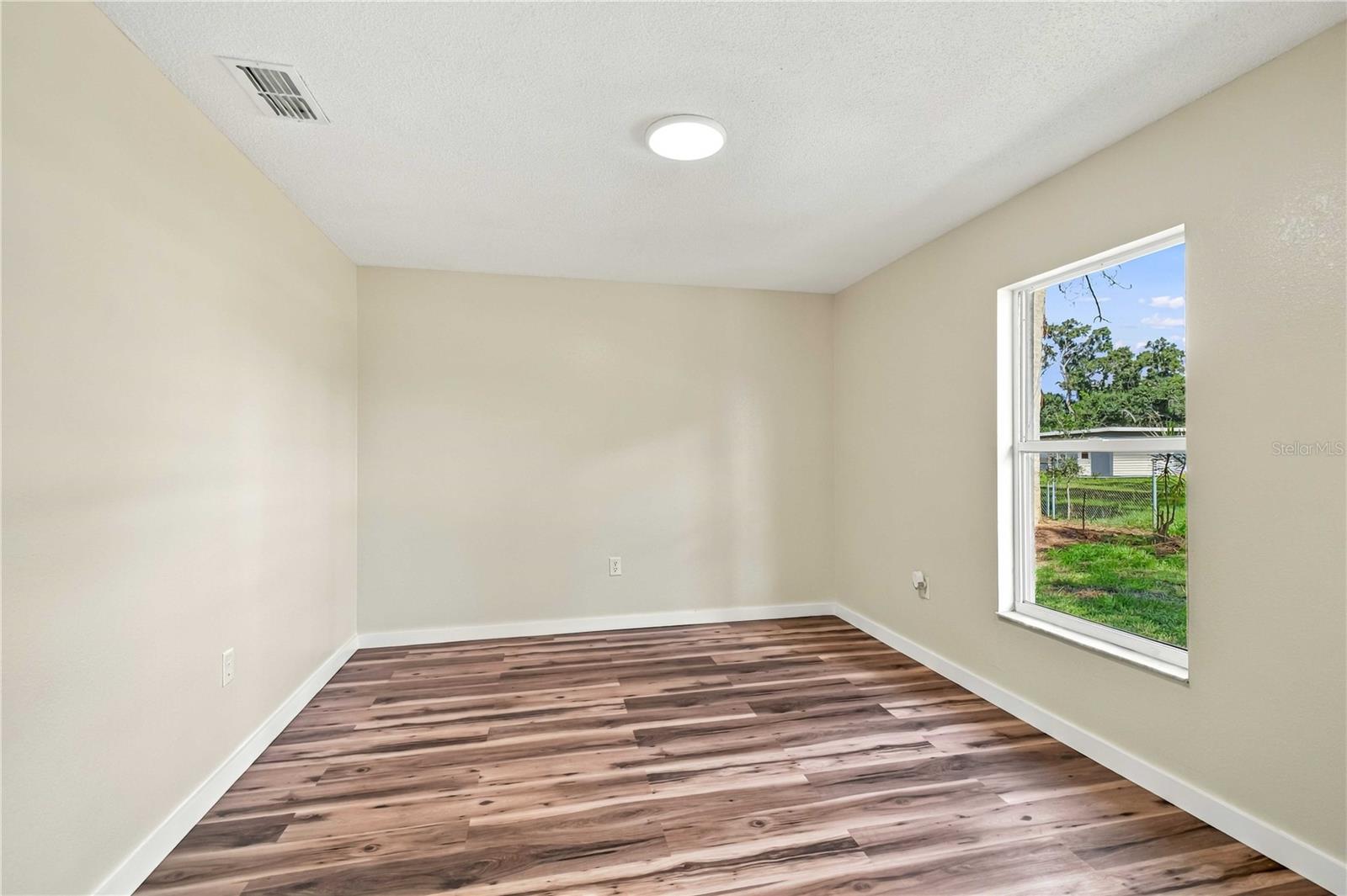 2224 33RD AVENUE DR W — photo 19