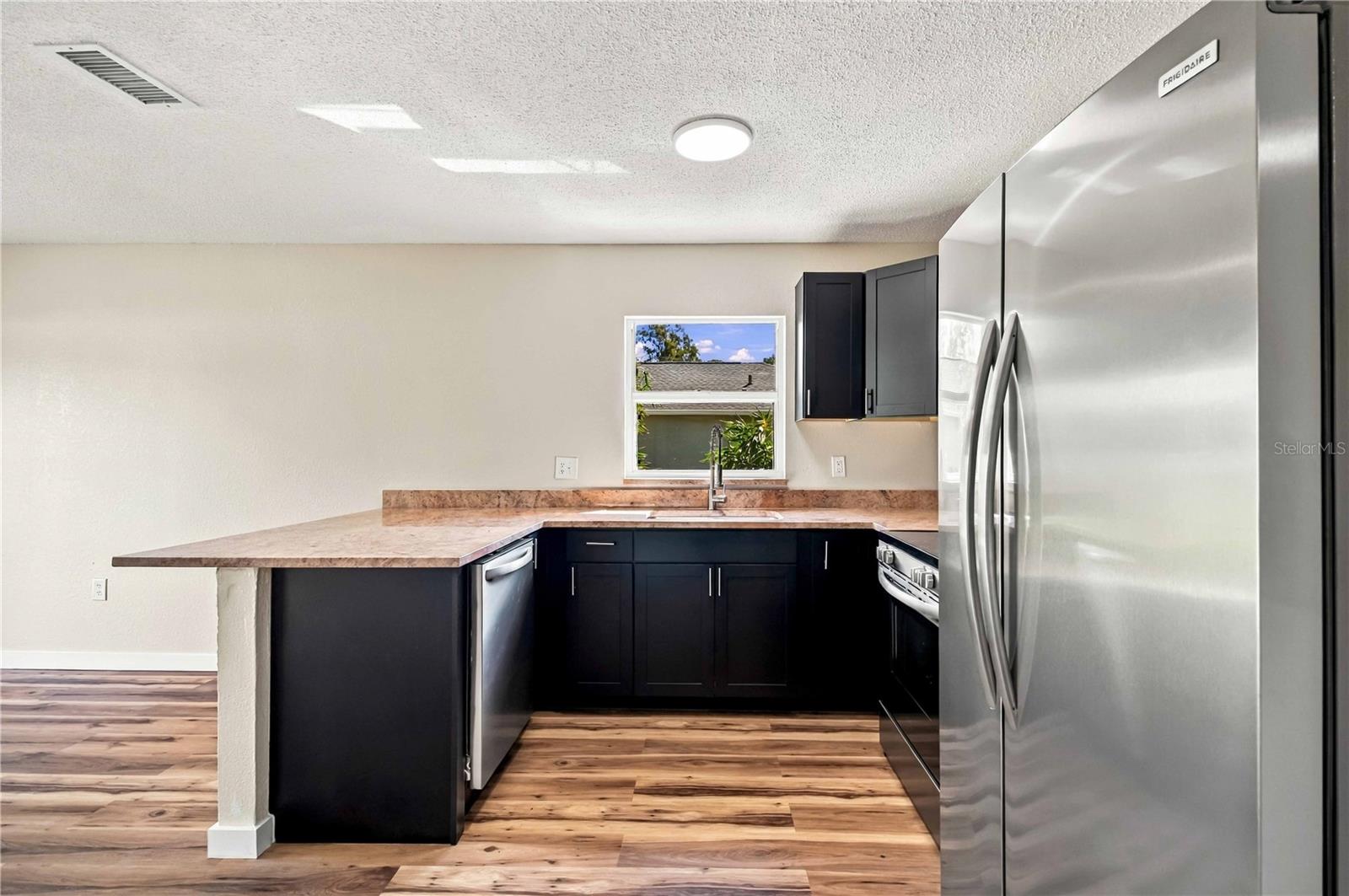 2224 33RD AVENUE DR W — photo 5