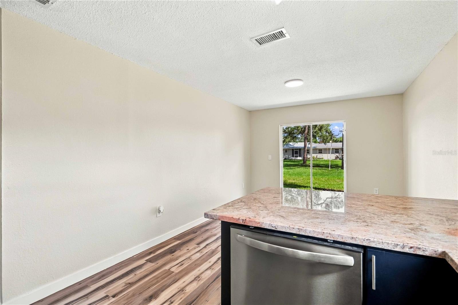 2224 33RD AVENUE DR W — photo 12
