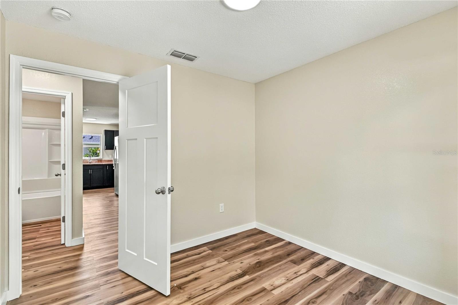2224 33RD AVENUE DR W — photo 26