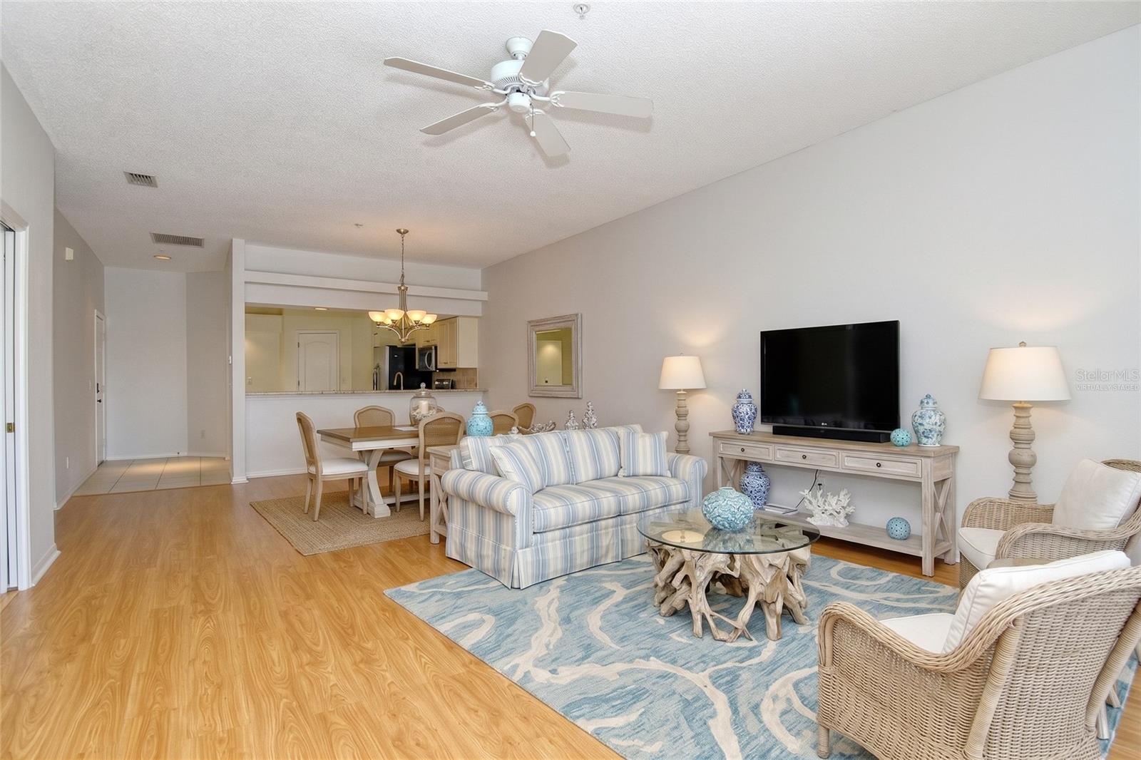 5126 BLUE ASH AVE — photo 11