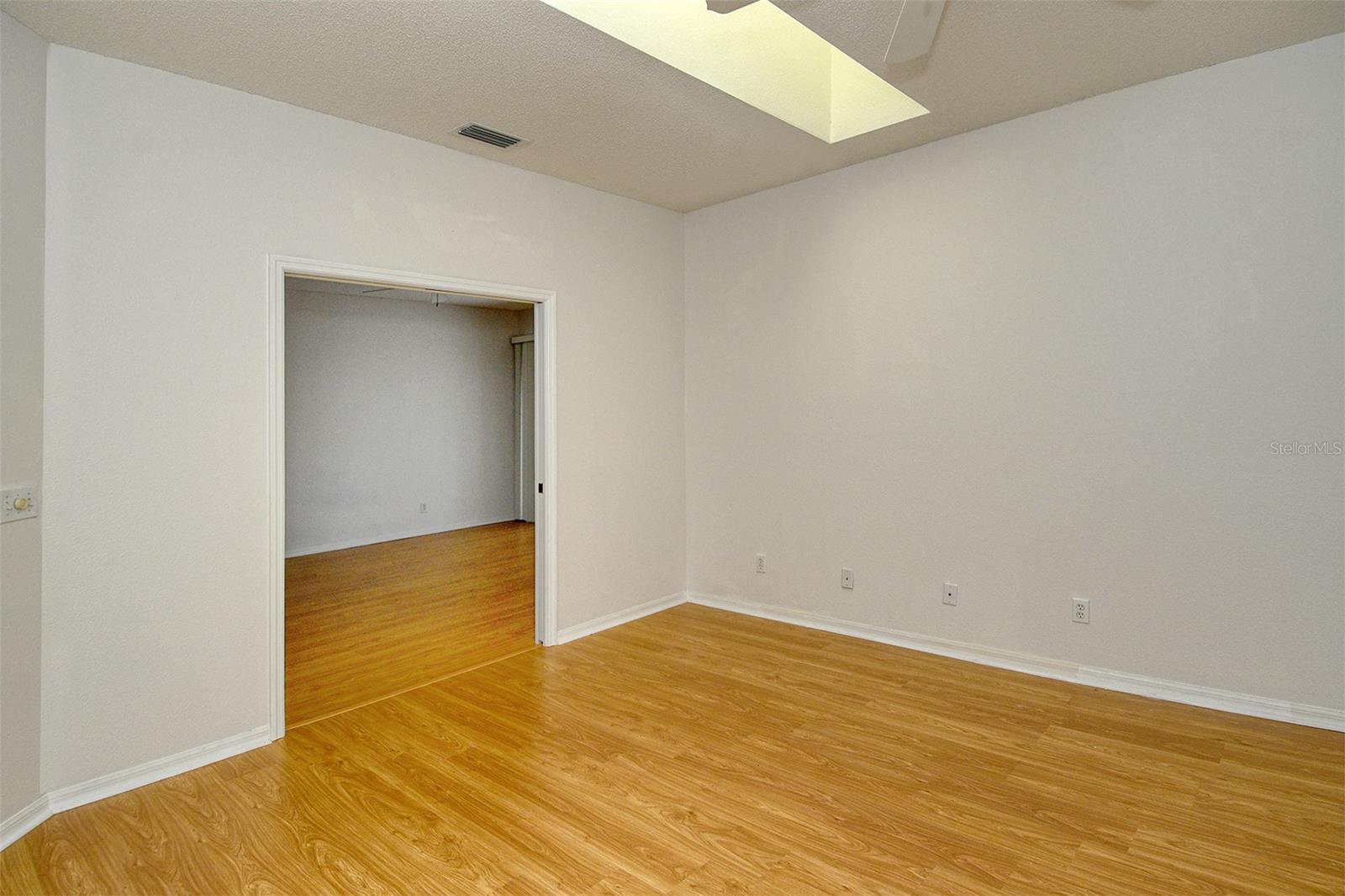 5126 BLUE ASH AVE — photo 30