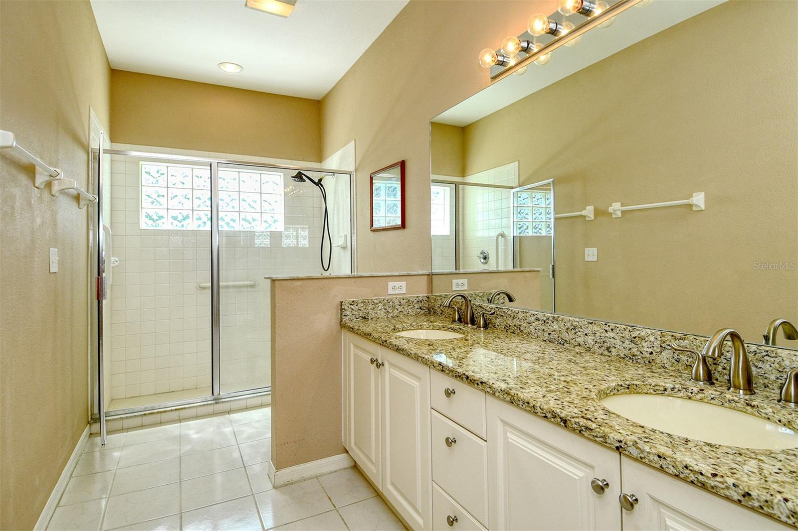 5126 BLUE ASH AVE — photo 25