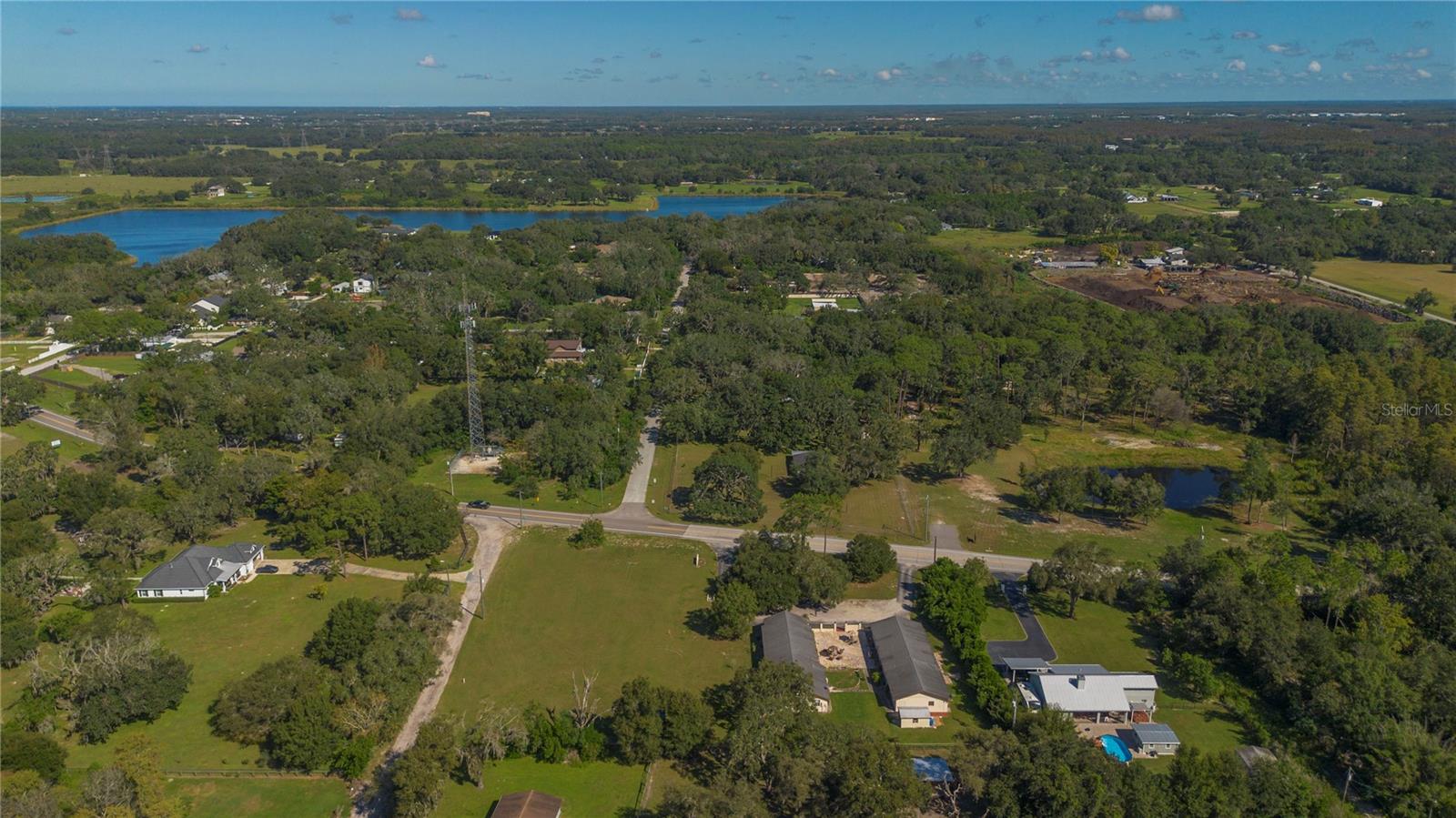 13042 TARPON SPRINGS RD — photo 51
