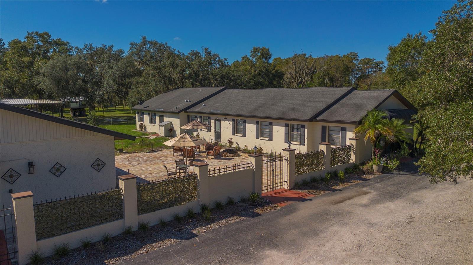 13042 TARPON SPRINGS RD — photo 43