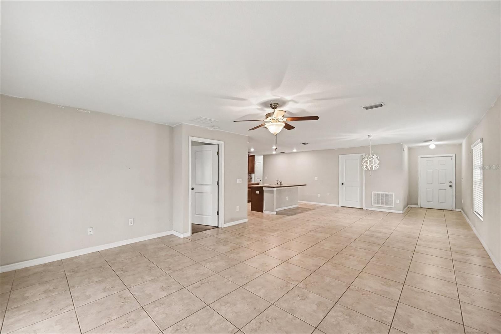 1501 CLIMBING DAYFLOWER DR — photo 5