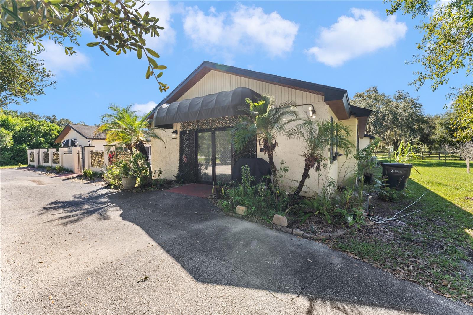 13042 TARPON SPRINGS RD — photo 44