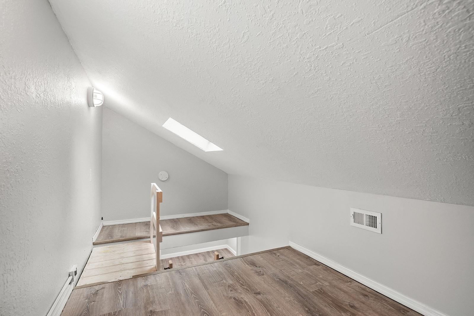 119 125TH AVE — photo 11