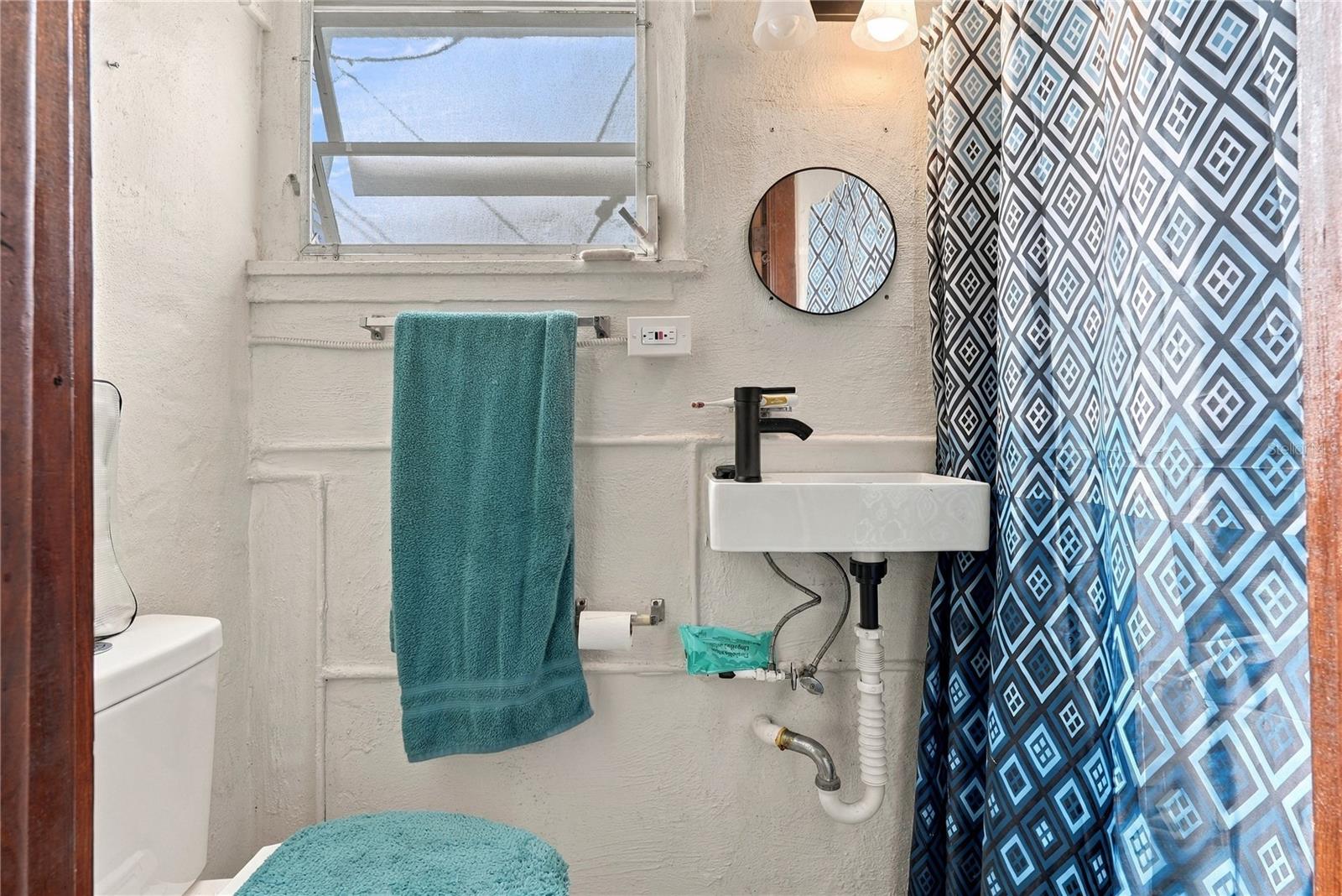 3600 YARDLEY AVE N — photo 13
