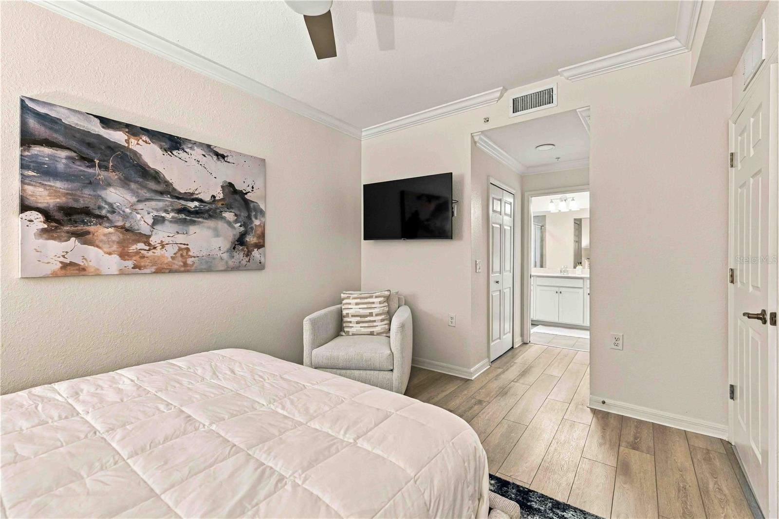 17810 GAWTHROP DR #202 — photo 24