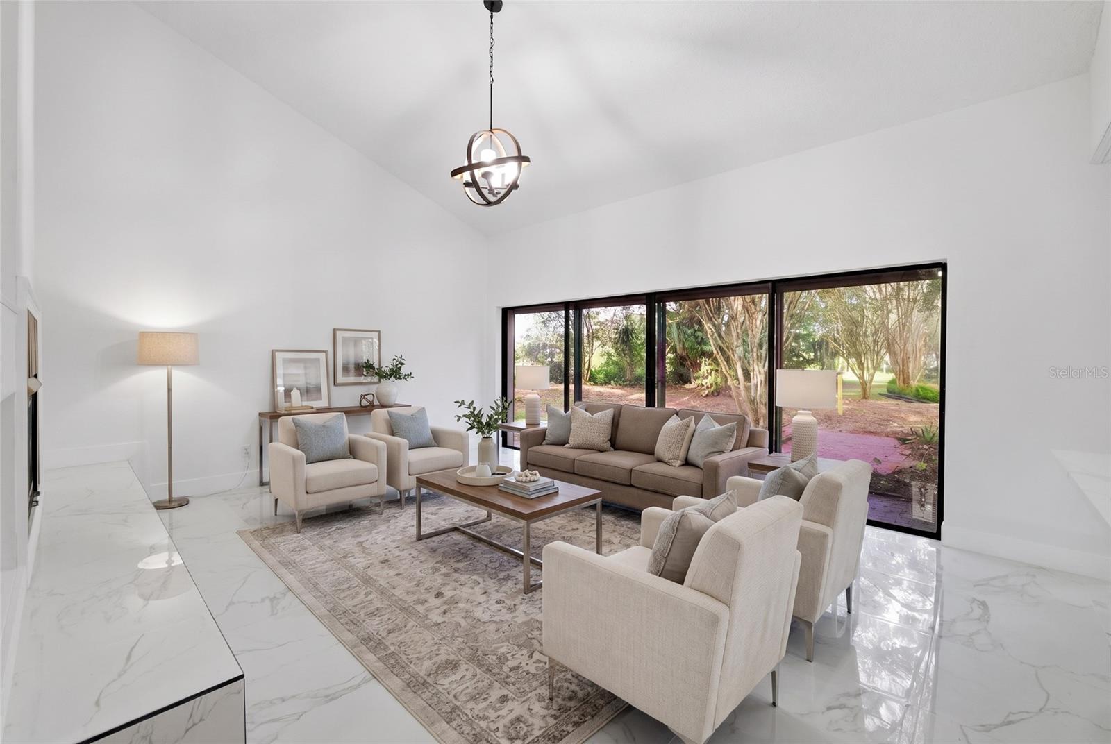 6201 GREENWICH DR — photo 15