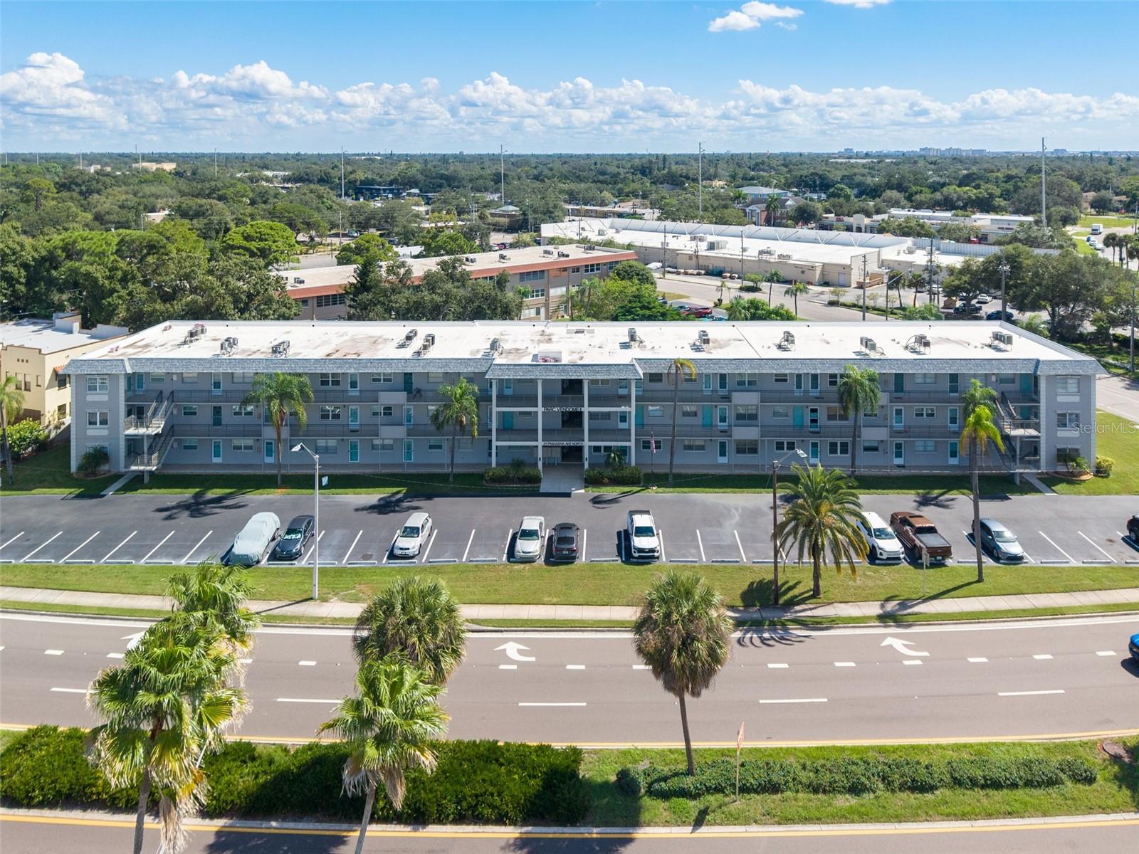 211 PASADENA AVE N #206 — photo 31