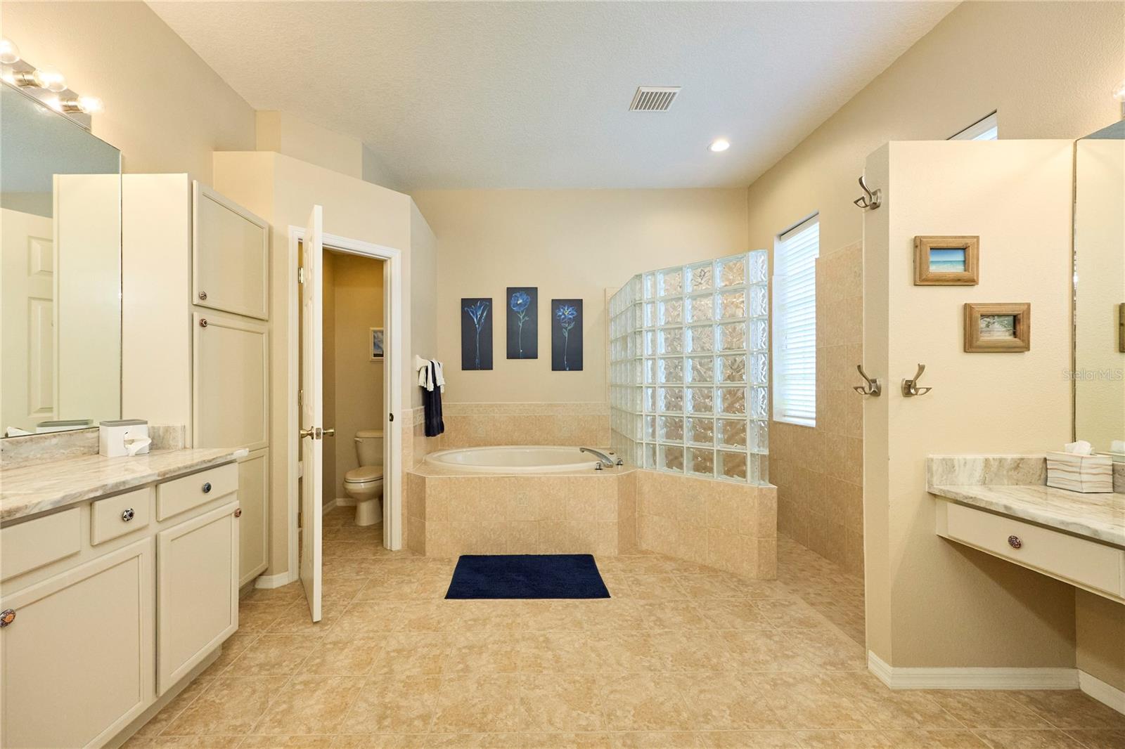 18016 ROYAL FOREST DR — photo 29