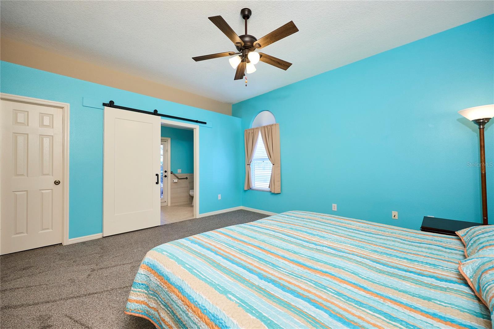 18016 ROYAL FOREST DR — photo 48