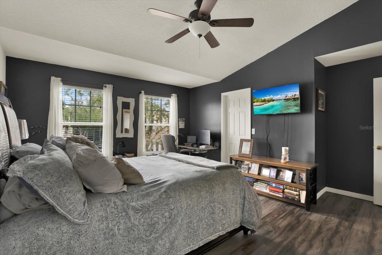 11041 BLACK SWAN CT — photo 12