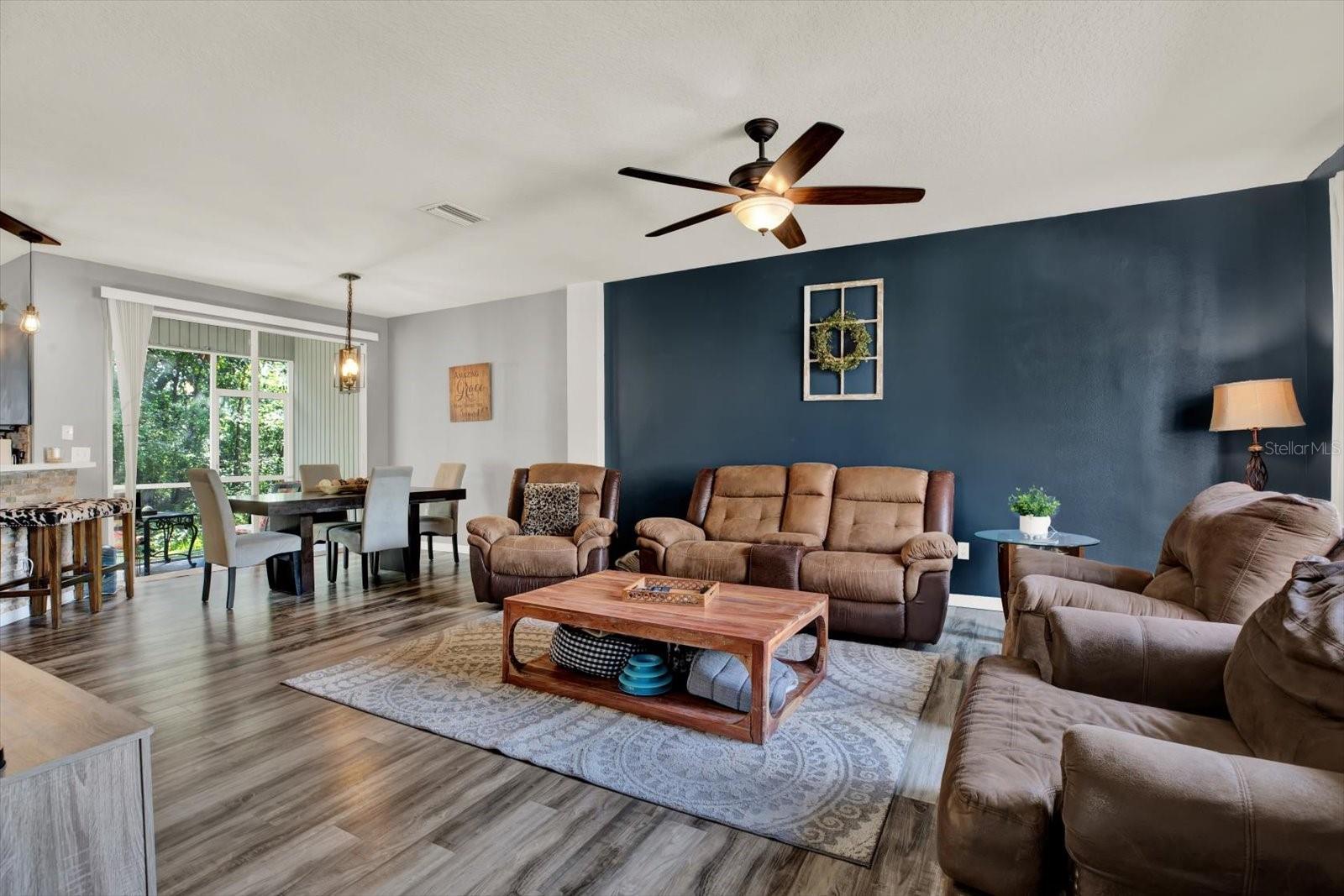 11041 BLACK SWAN CT — photo 3