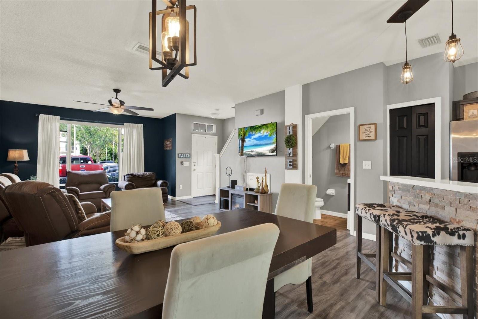 11041 BLACK SWAN CT — photo 9