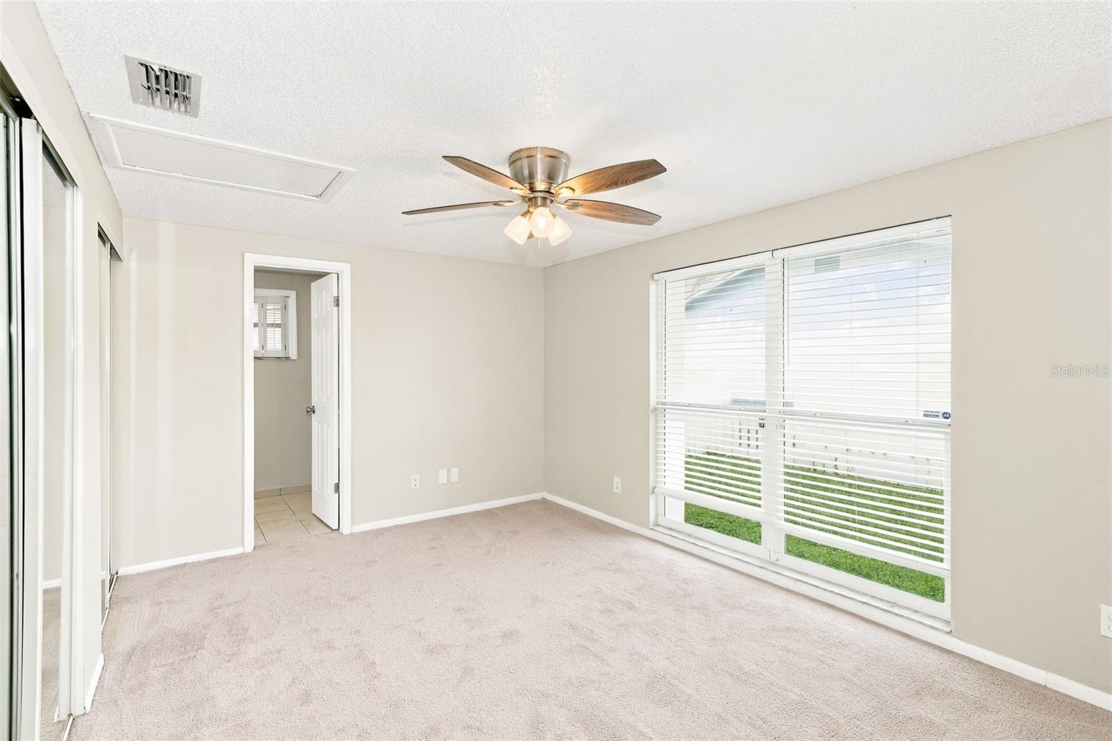 10102 HICKORY HOLLOW CT — photo 15