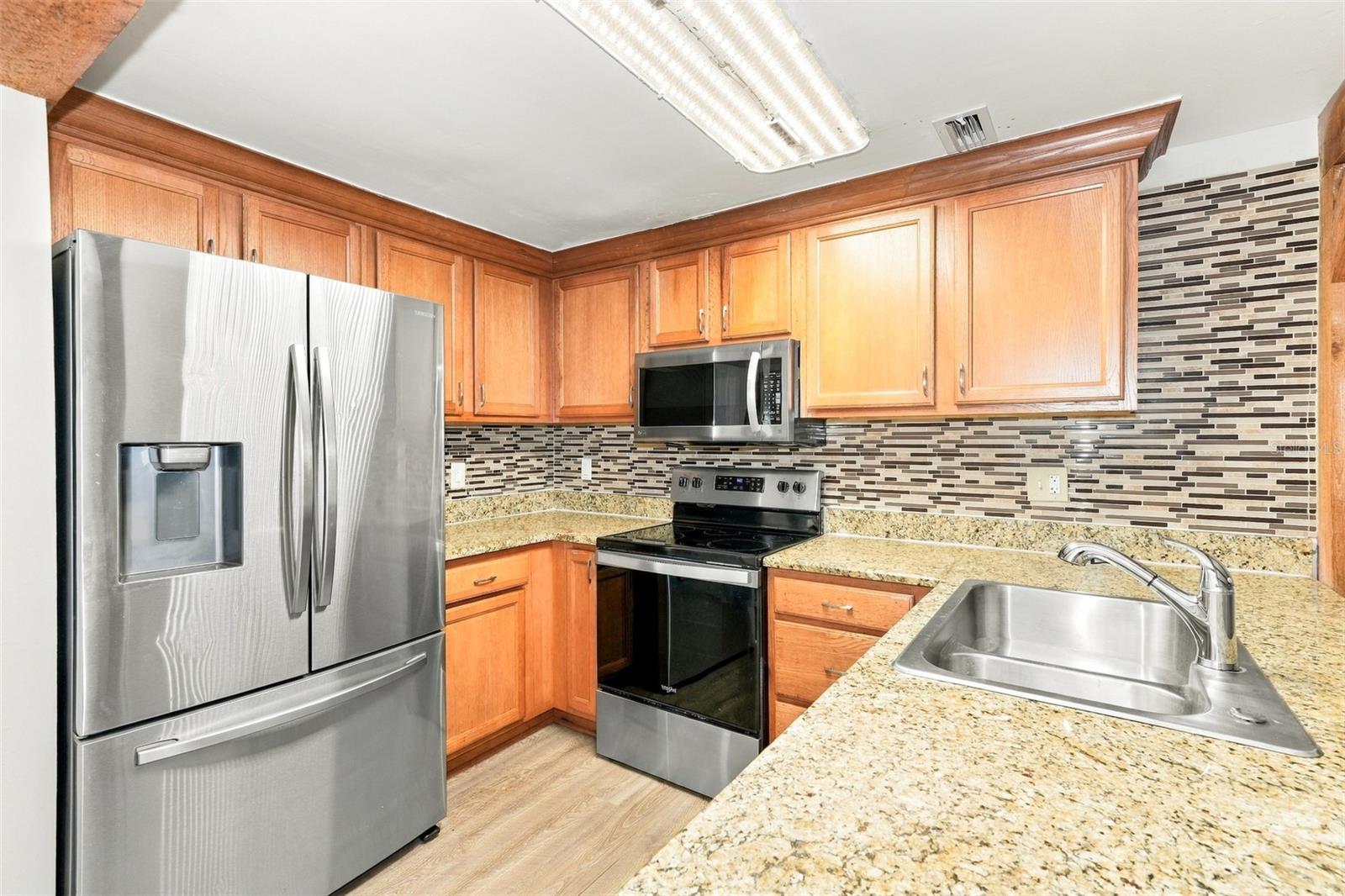 10102 HICKORY HOLLOW CT — photo 11