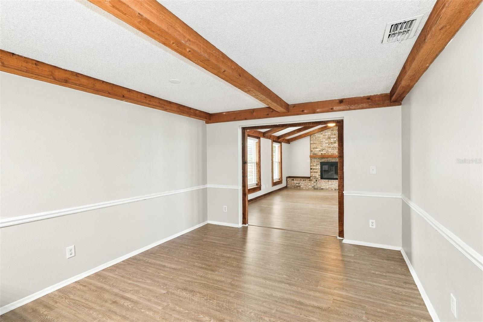 10102 HICKORY HOLLOW CT — photo 5