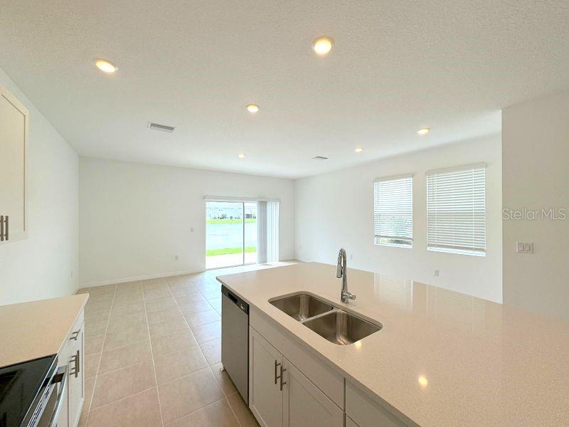 2269 PARAVANE WAY — photo 4