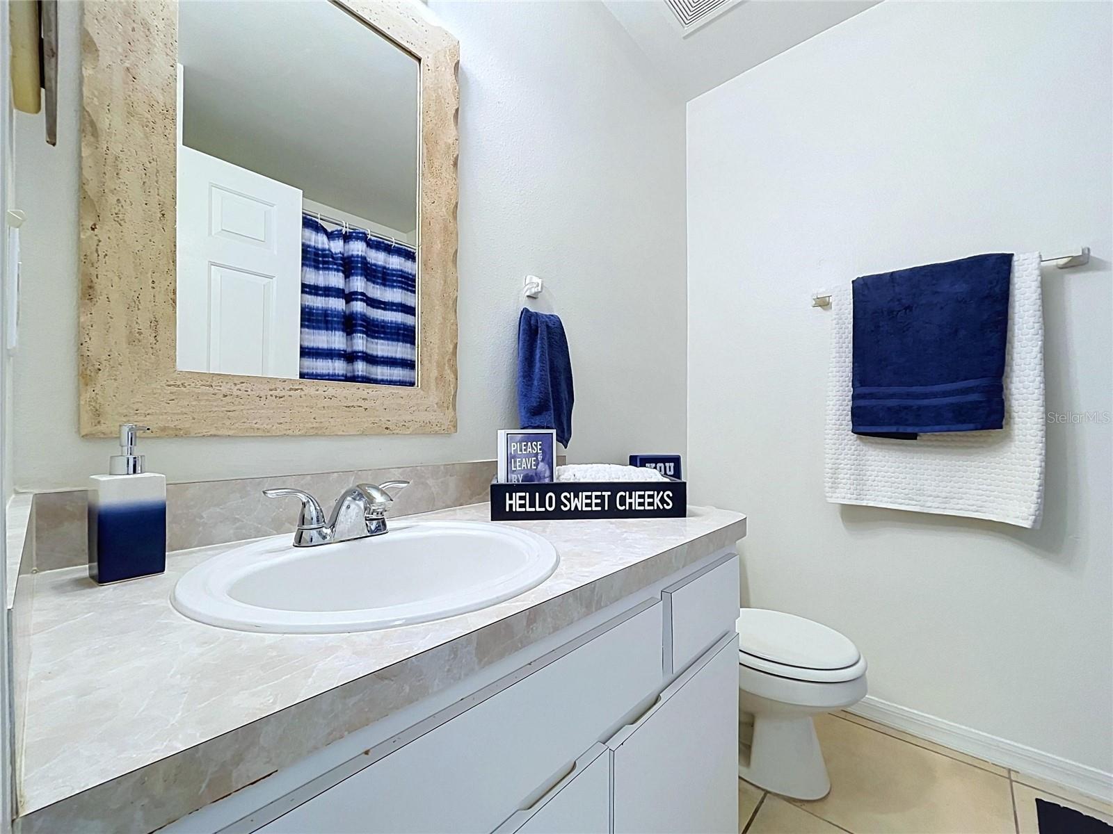 1417 E HANNA AVE — photo 31