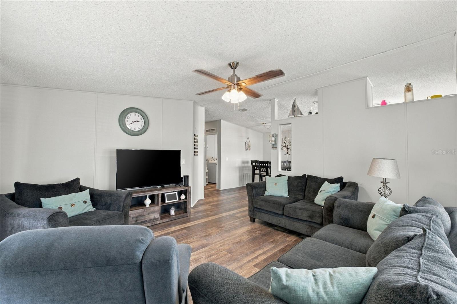 7318 GRAND PINE DR — photo 8