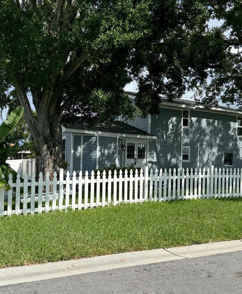 22 CYPRESS DR — photo 7