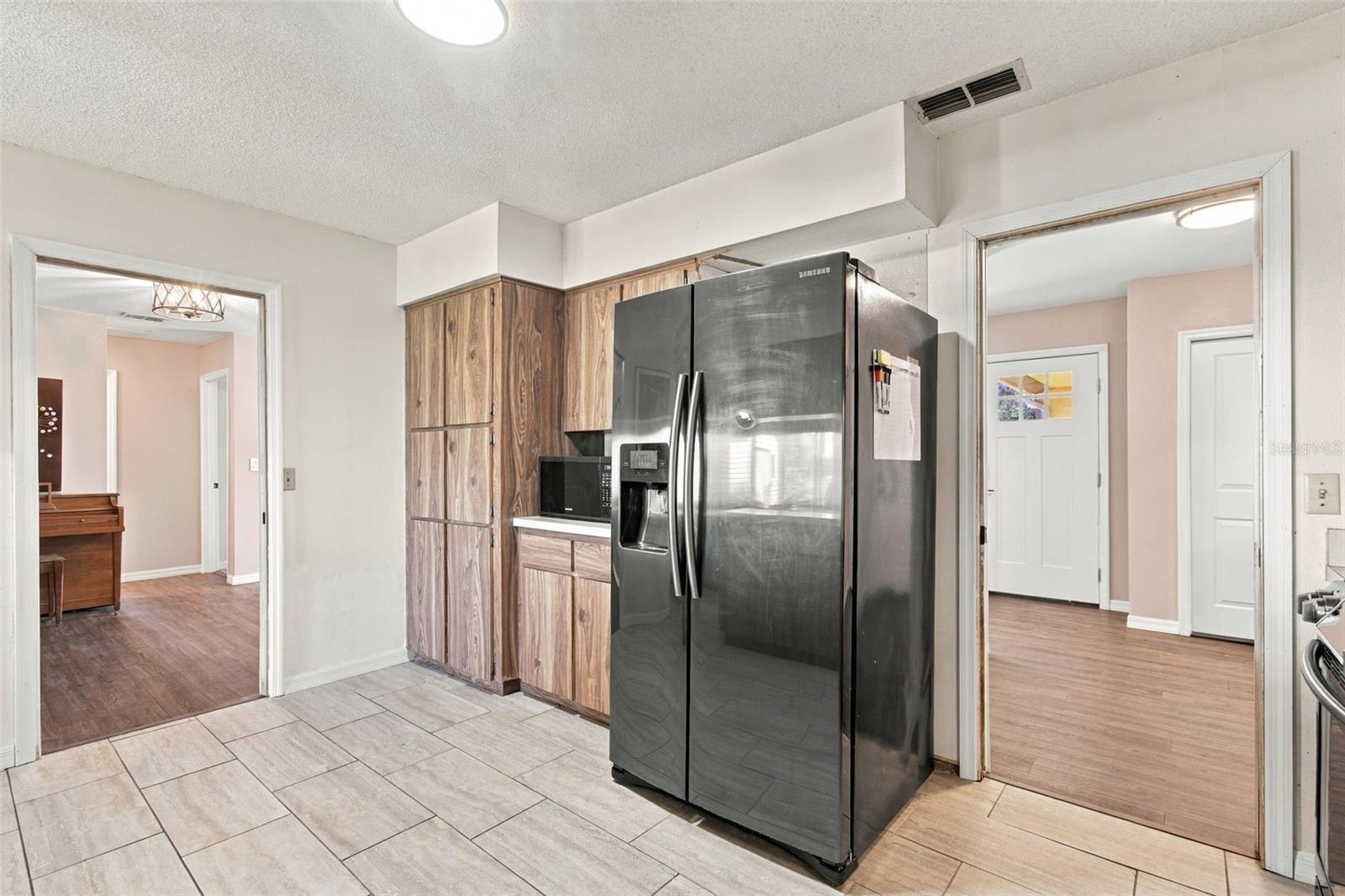 12527 LACEY DR — photo 9