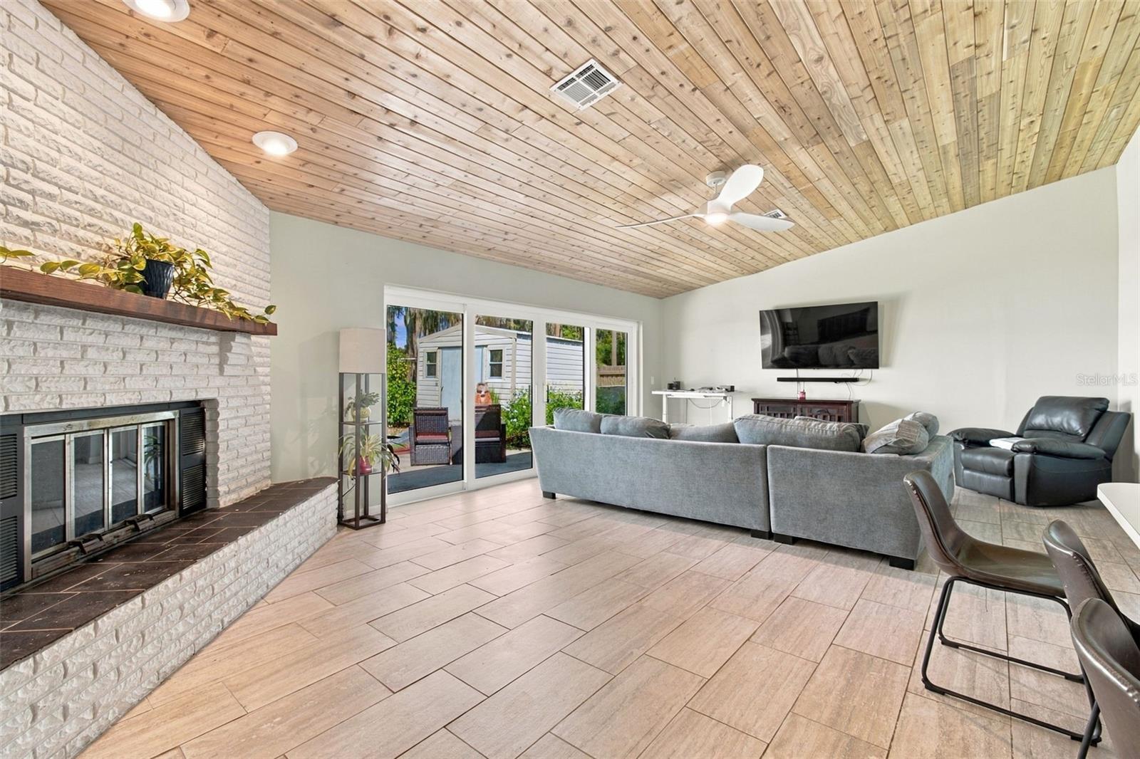 12527 LACEY DR — photo 5