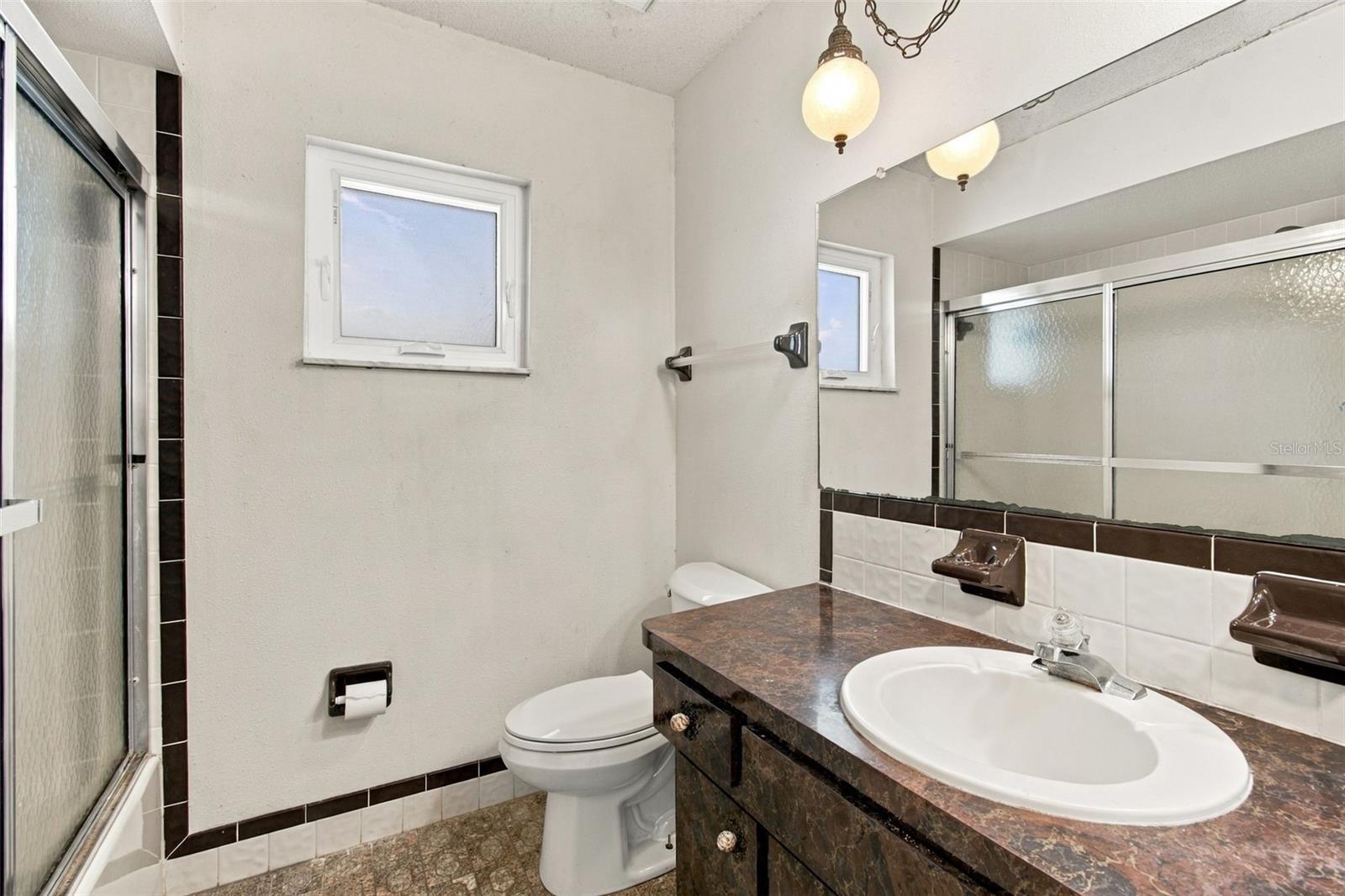 12527 LACEY DR — photo 32