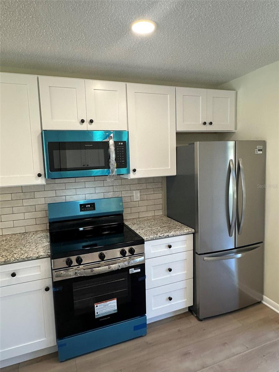 6433 TINA DRIVE #15 — photo 32