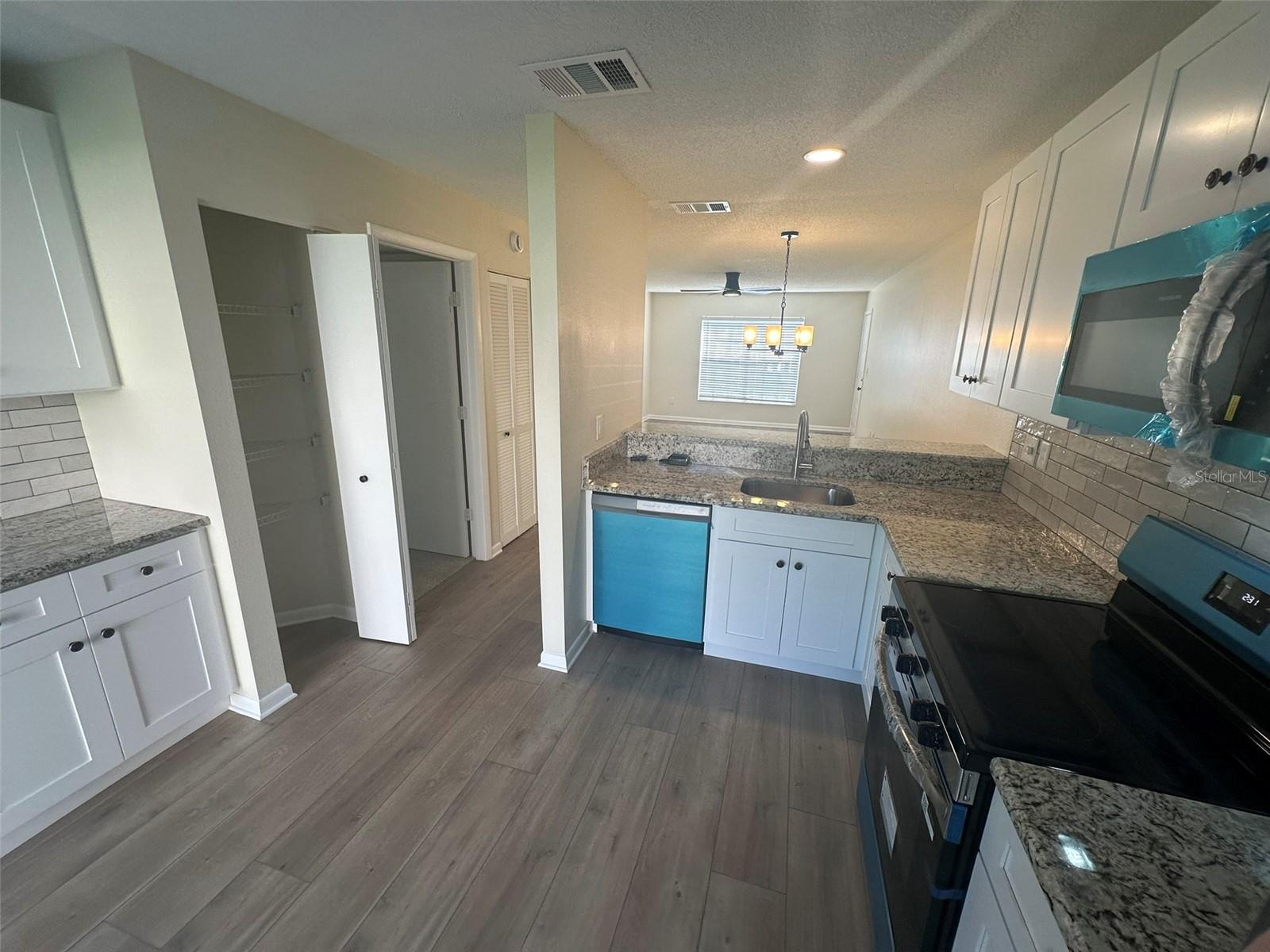 6433 TINA DRIVE #15 — photo 34