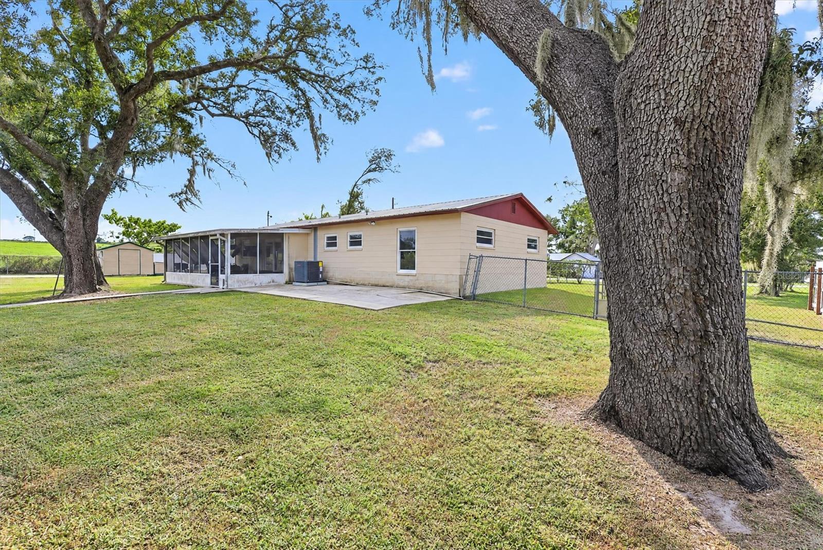 14734 MITCHELL ST — photo 30